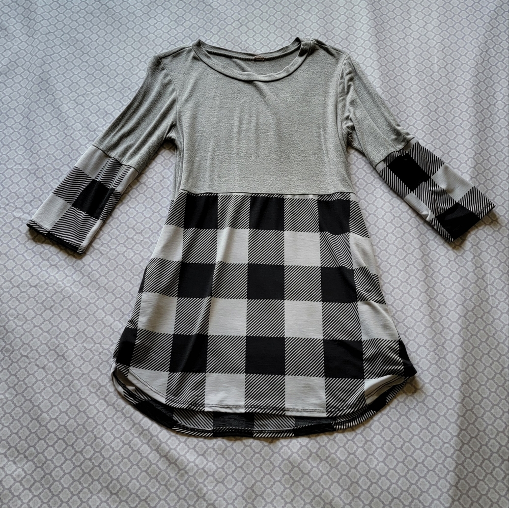 S, gray/black & white checkered shirt dress w/ pockets